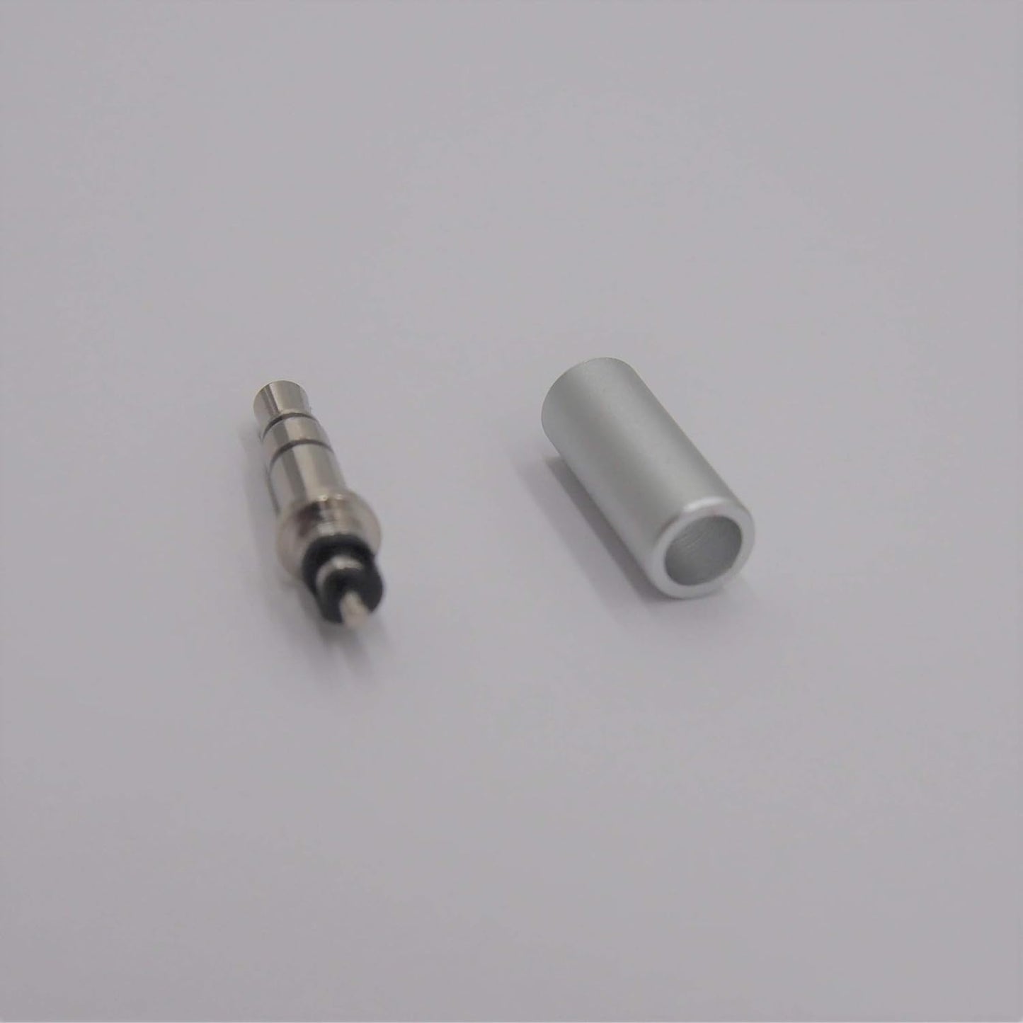 3.5mm3極プラグ 小形 シルバー