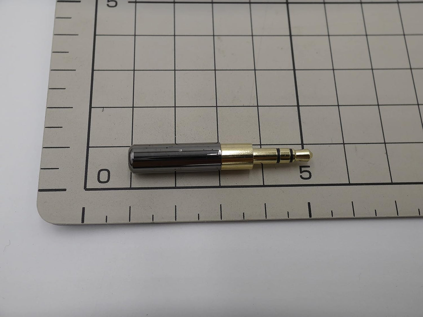 3.5mm3極プラグ(極細タイプ) ブラック