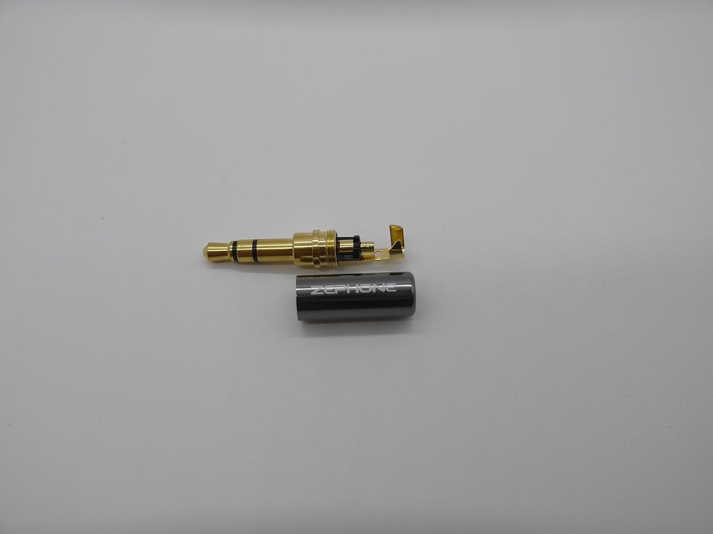3.5mm3極プラグ 絶縁部ブラック