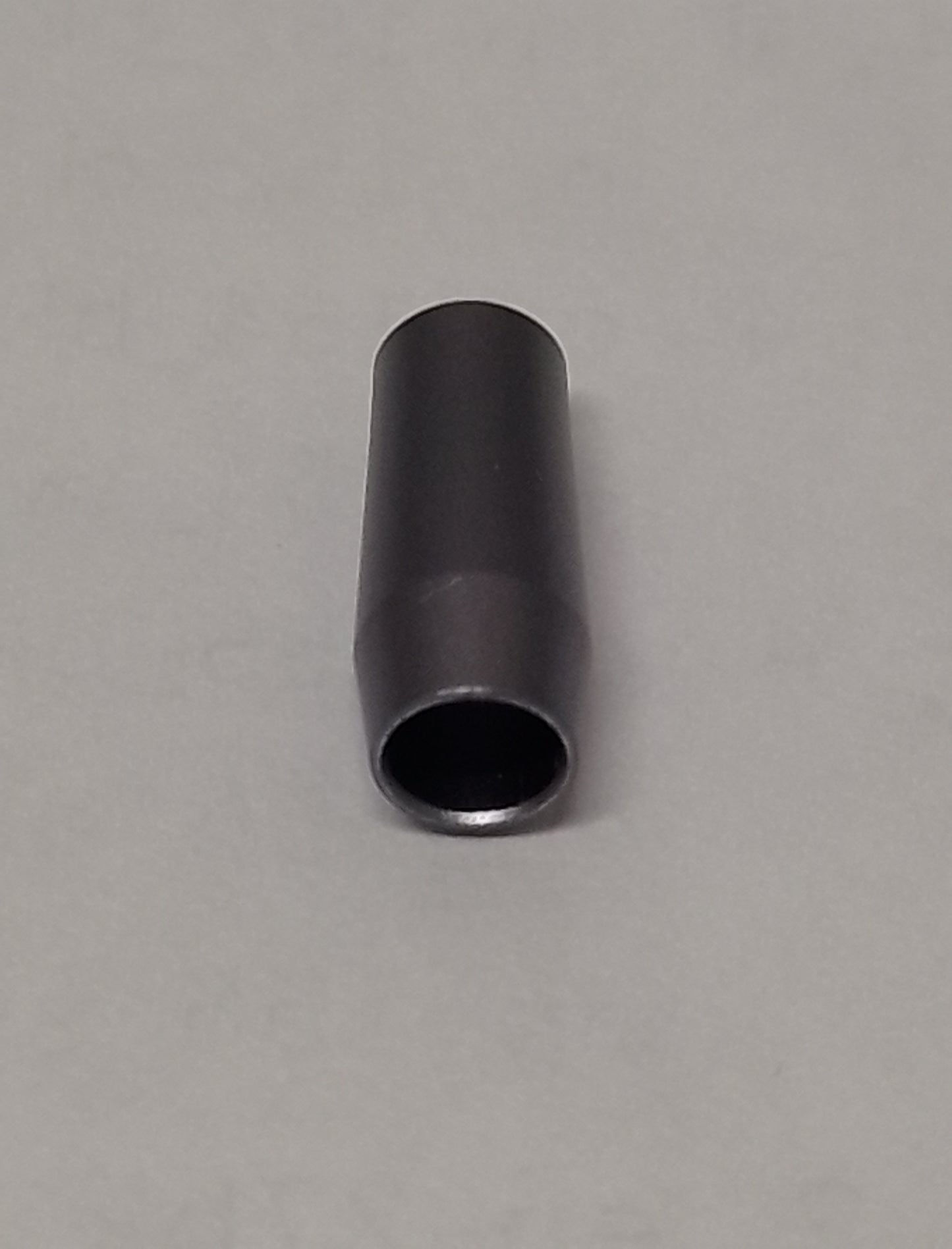 3.5mm3極プラグ 小形 ガンメタリック ゴムキャップ付き