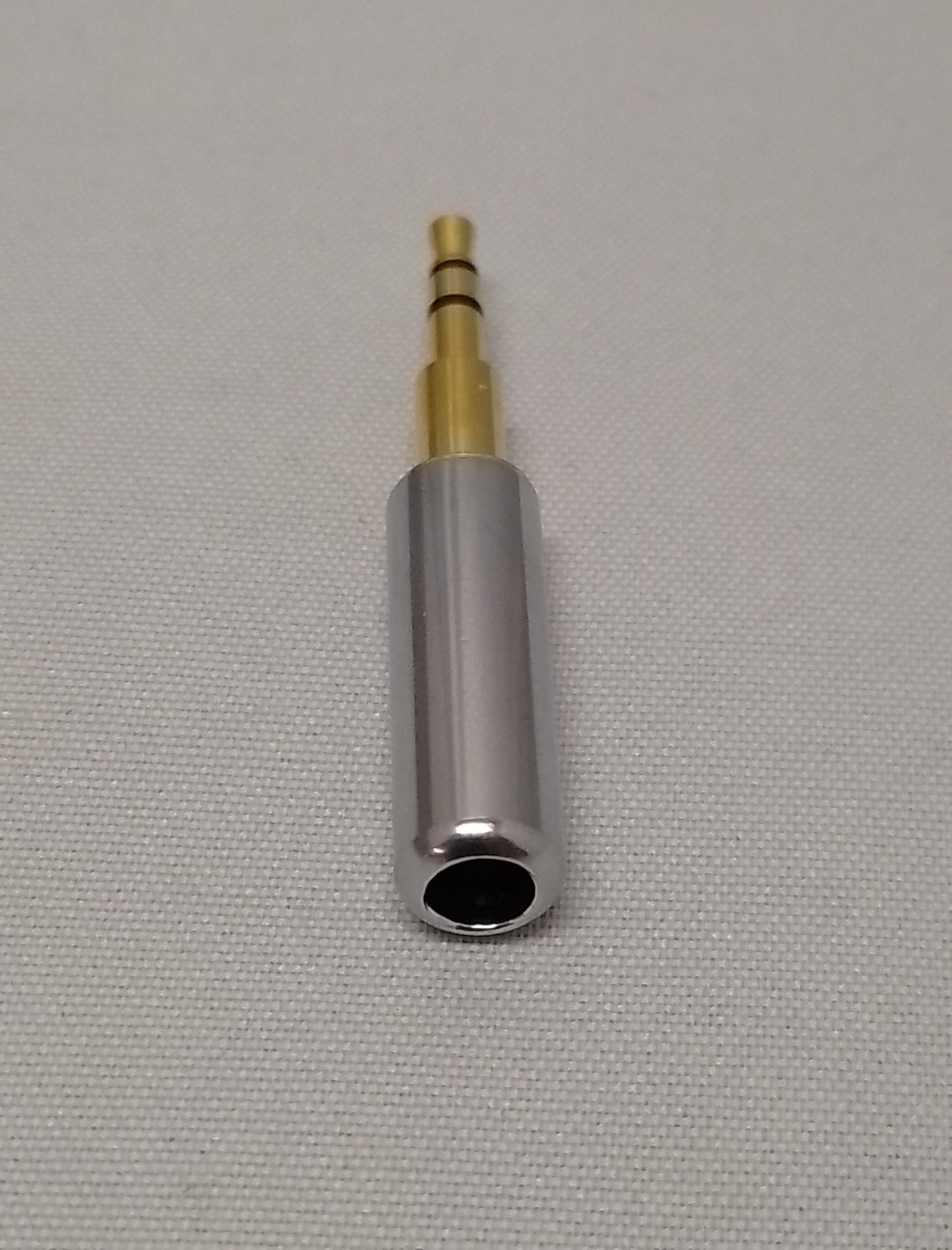 2.5mm3極プラグ(極細タイプ) シルバー