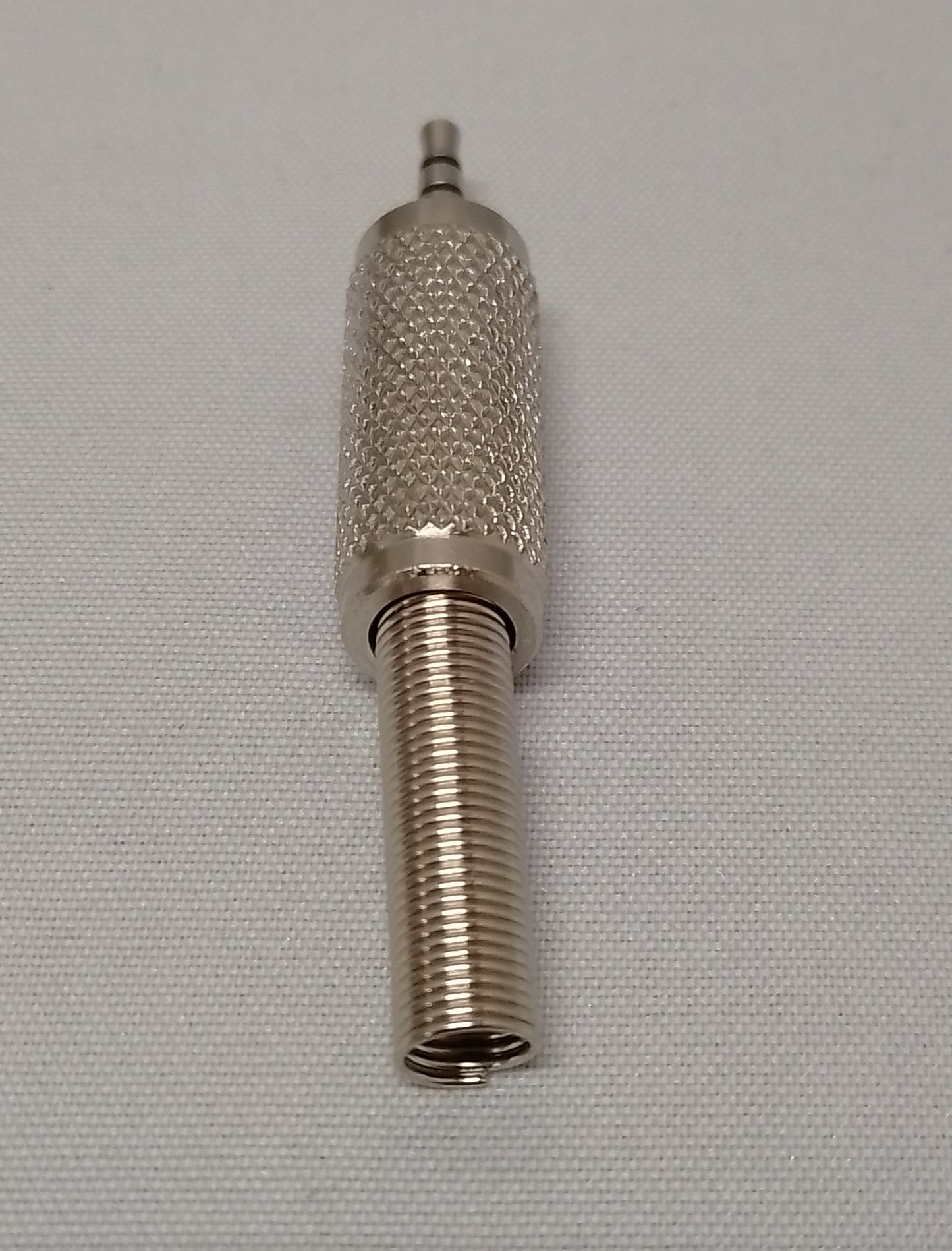 2.5mm4極プラグ(ニッケルメッキ)