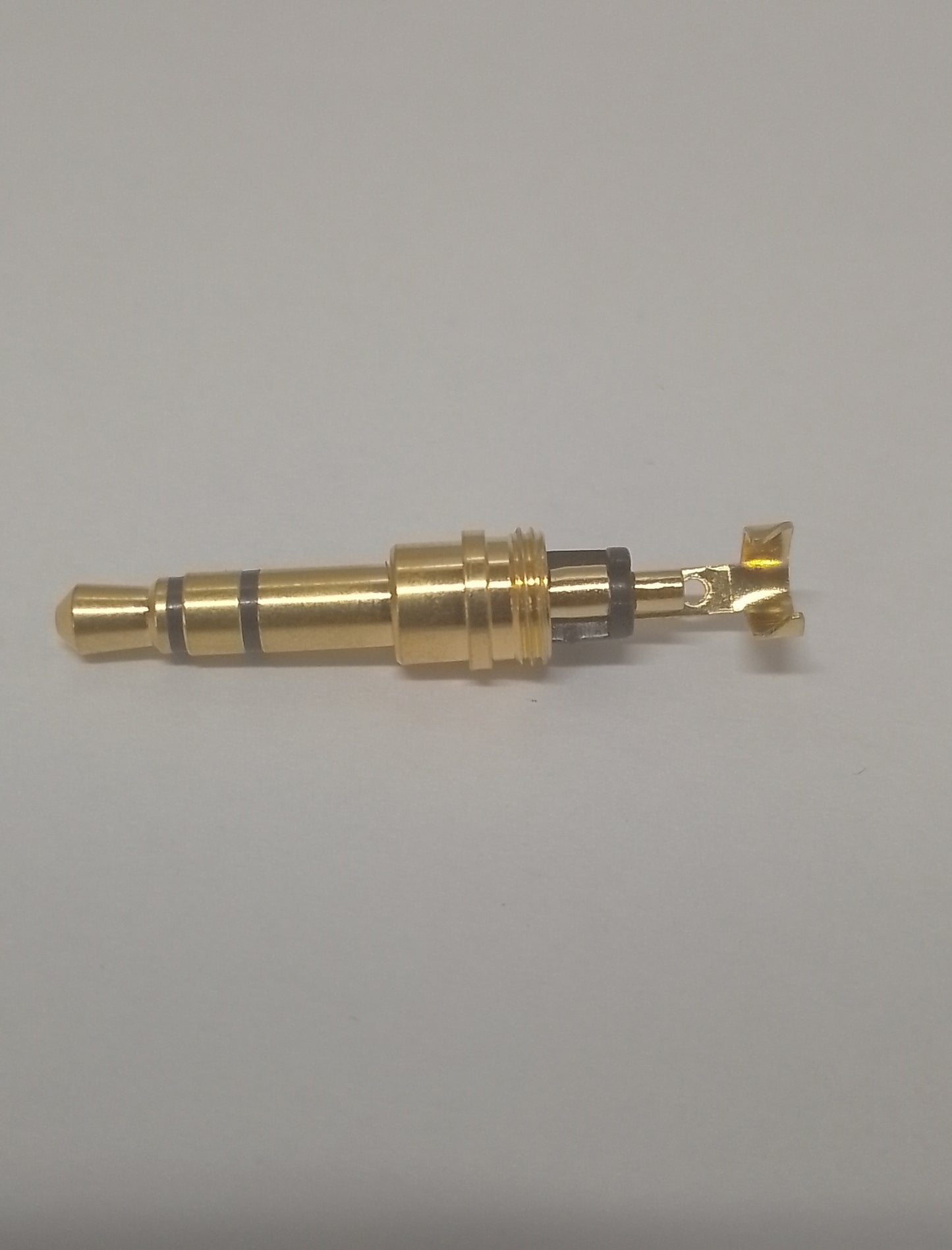 3.5mm3極プラグ 絶縁部ブラック